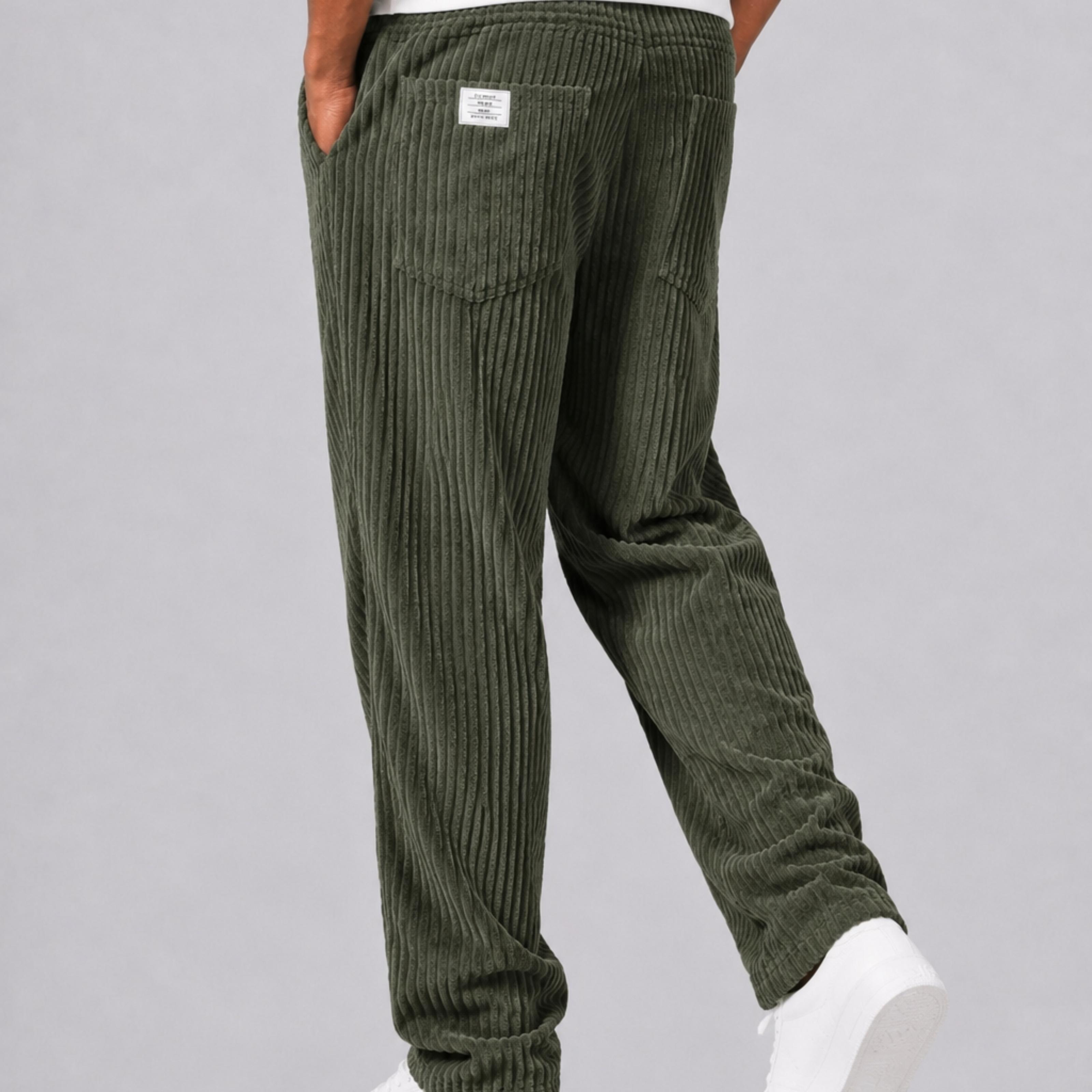 Pantaloni In Velluto A Coste Con Vita Elasticizzata