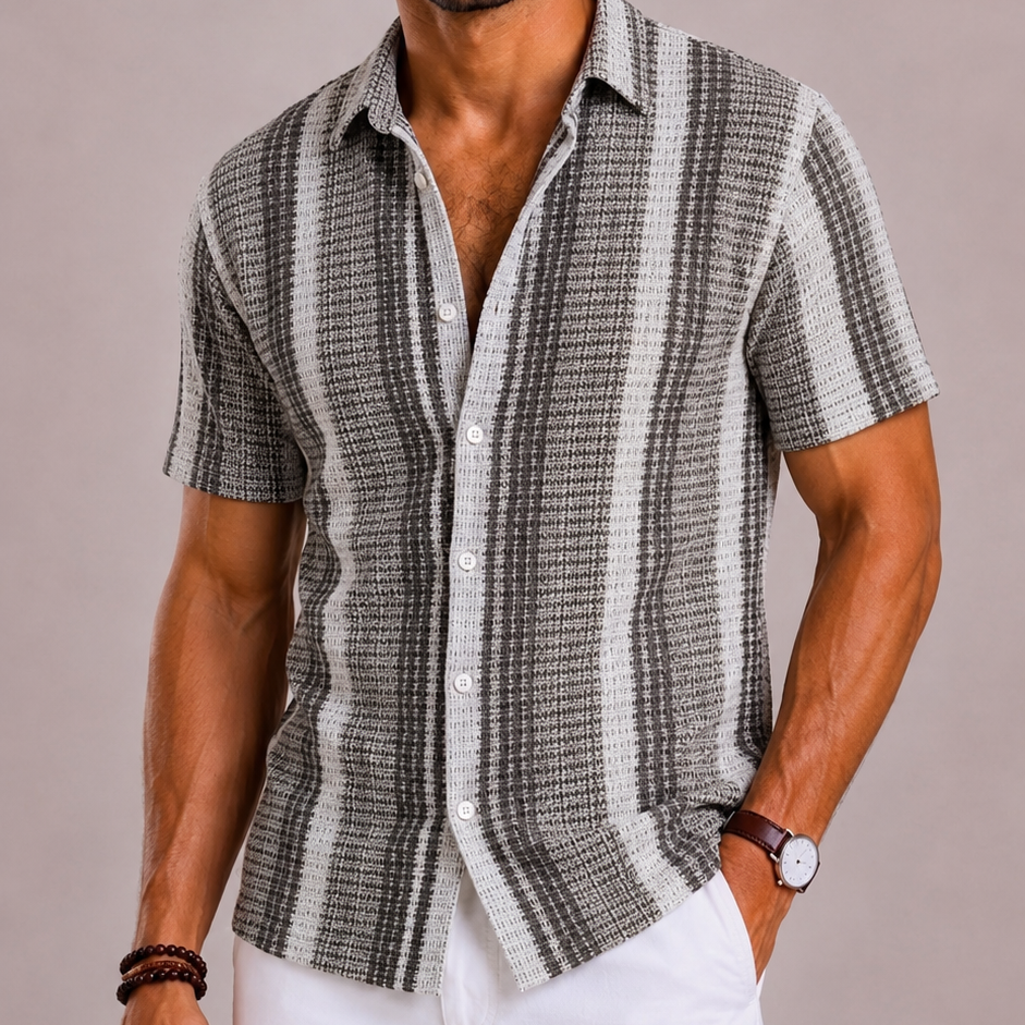Camicia A Righe Con Colletto Aperto